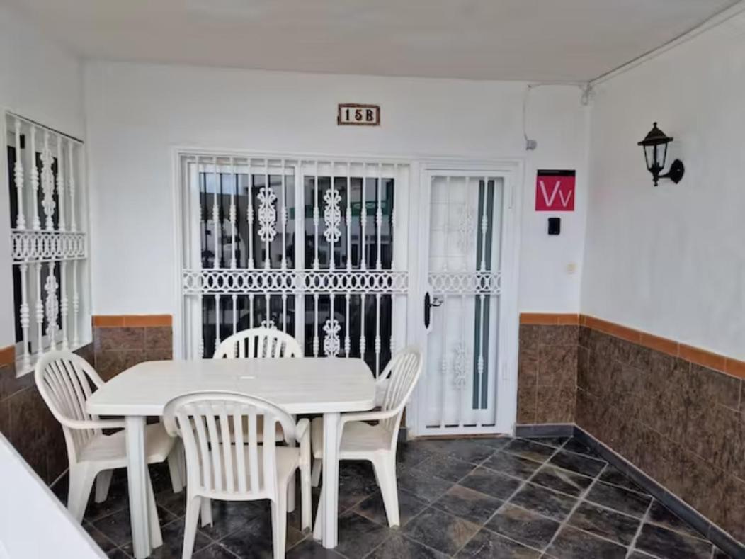 Casa Yei -Apto. A 4 Minutos De La Playa Tias Exterior photo